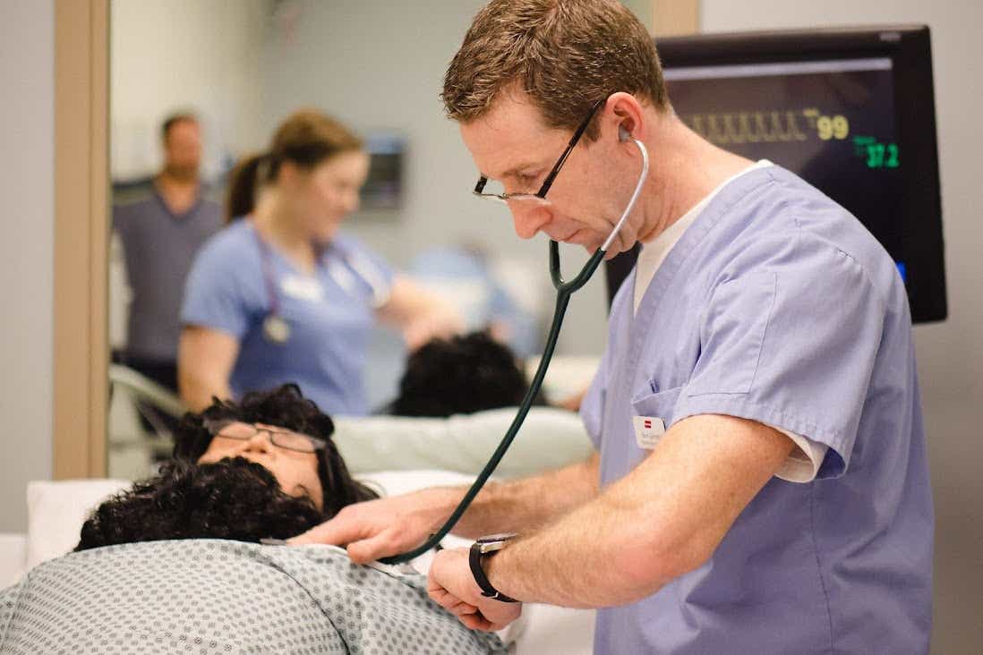 100+ Best Nursing Courses and Certifications for 2023, class central  certificate 