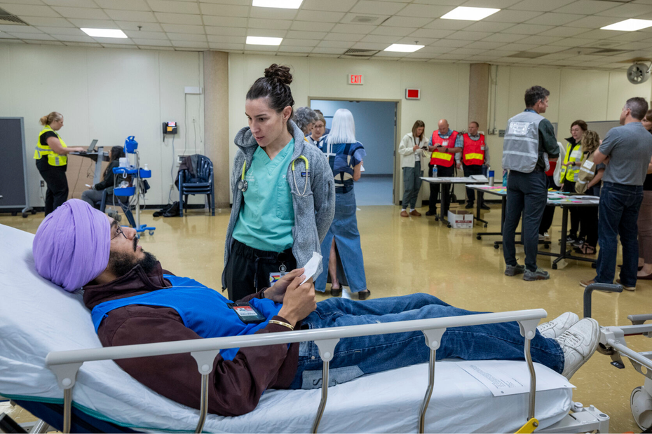 students in simulation